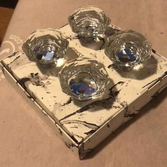 Set of 4 custom high end drawer knobs - Picture 3 of 5